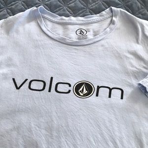 Volcom tee